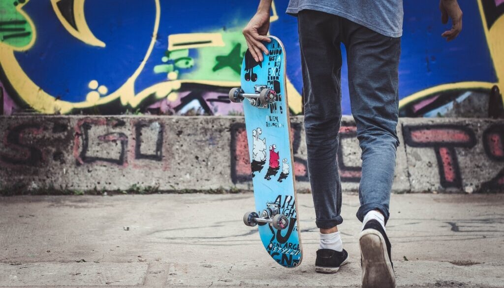 How Do You Size a Skateboard Deck