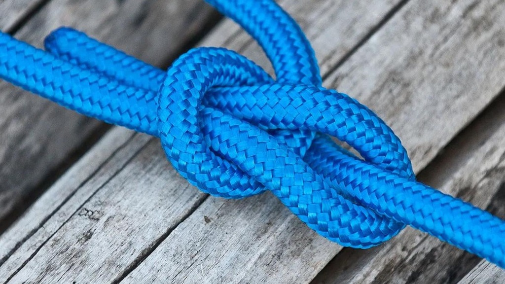 Additional tips for secure Knot tying rope to a pole