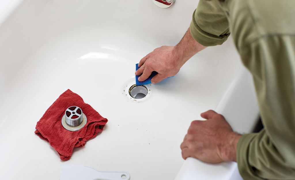 Why You May Need to Remove Your Bathtub Drain